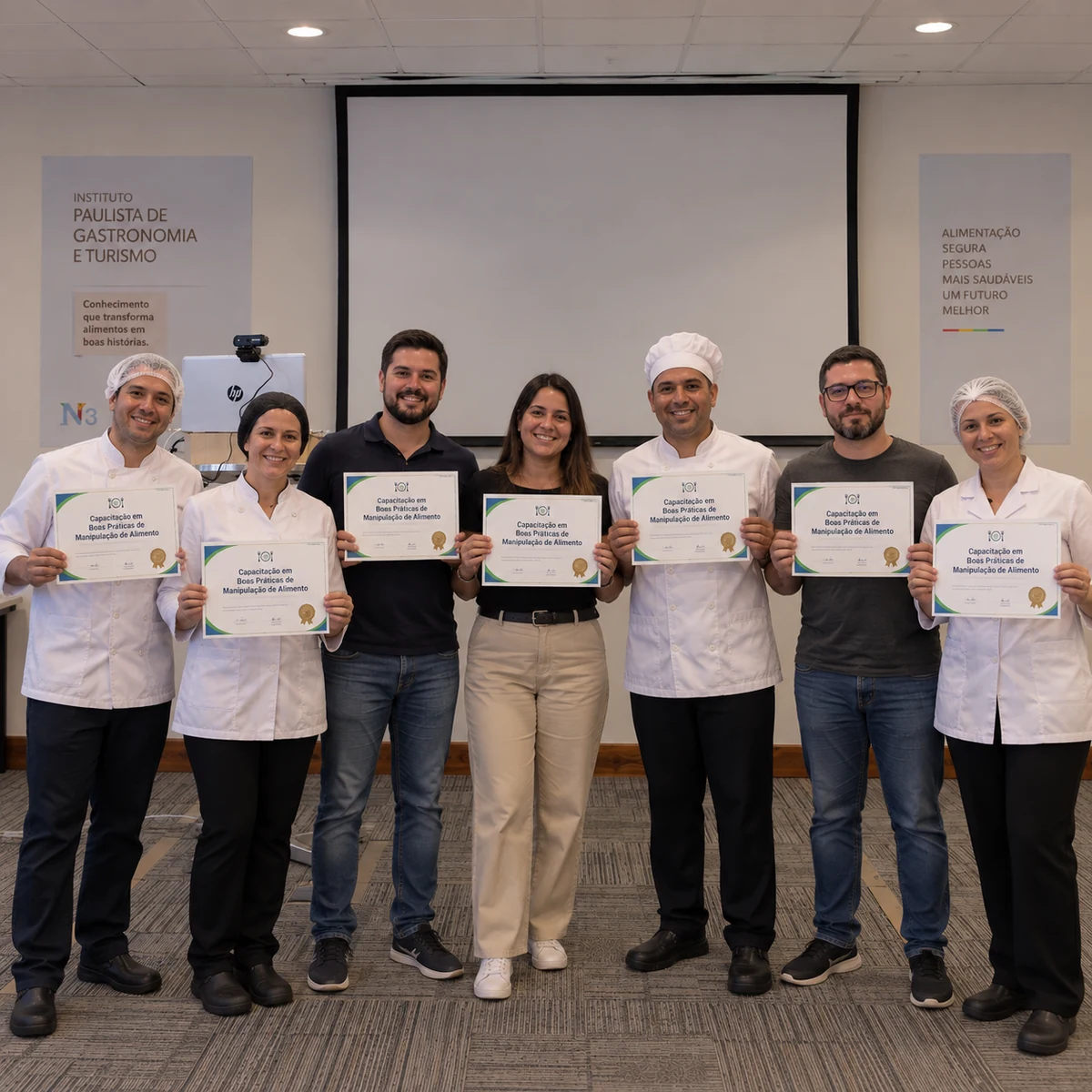 Turma com certificados de participação